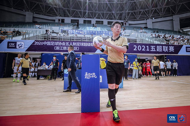 布莱克尼40+11同曦力克四川 北控送宁波11连败